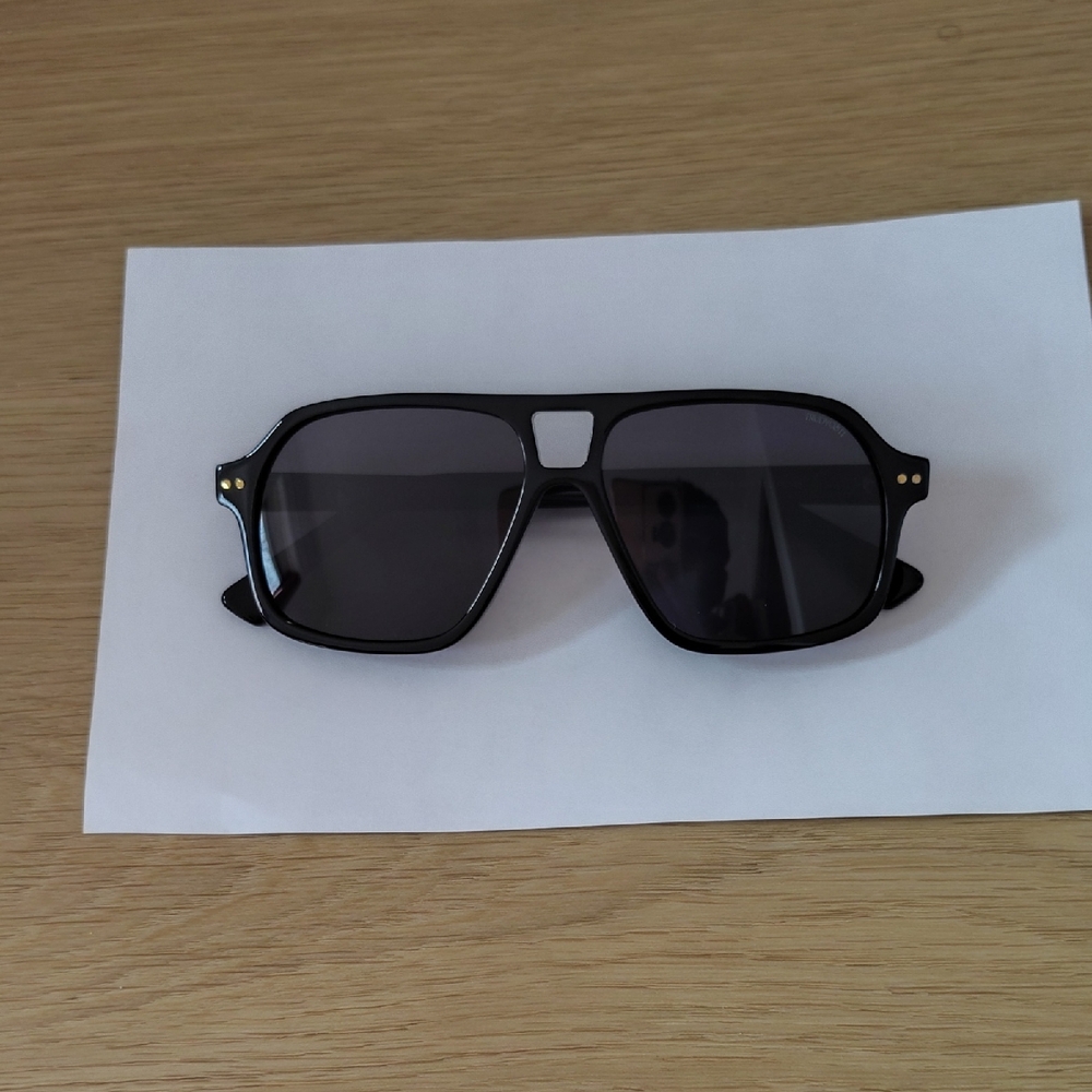 Black Oversized Aviator Sunglasses